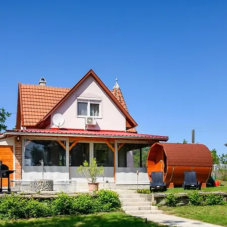 Holiday home Dorka Vendeghaz Gyomaendrod