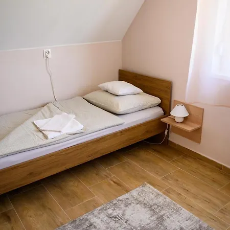 Dorka Vendeghaz Gyomaendrőd