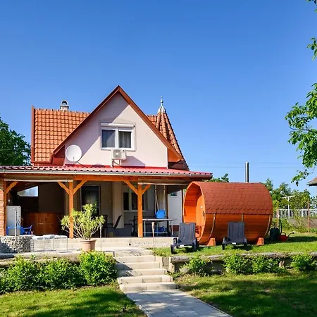 Holiday home Dorka Vendeghaz Gyomaendrod